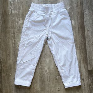 Lululemon cropped athletic pants